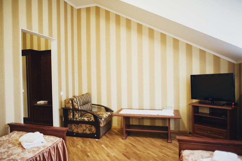 Complex Zolota Pidkova Hotel Zolochiv Room photo