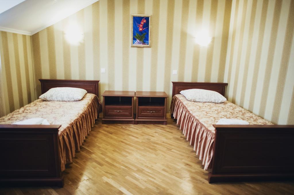 Complex Zolota Pidkova Hotel Zolochiv Room photo