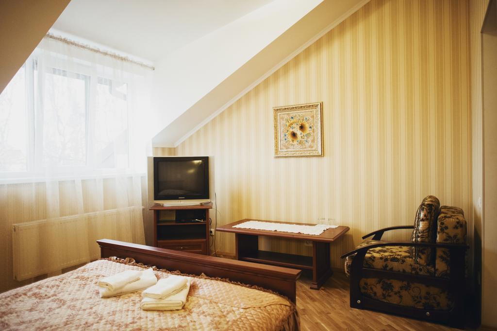 Complex Zolota Pidkova Hotel Zolochiv Room photo